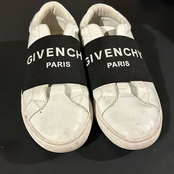 Givenchy sneakers size 7.5 women’s - Picture 1 of 2
